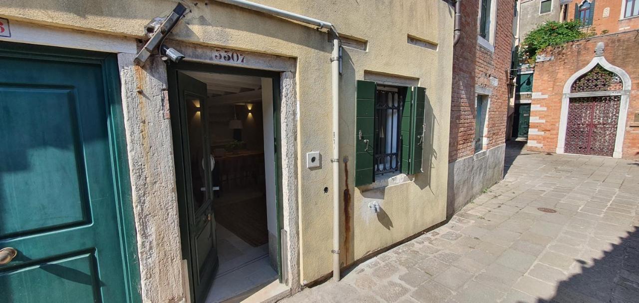 Dimore Del Borgo Antico - Corte Da Lezze Венеция Экстерьер фото
